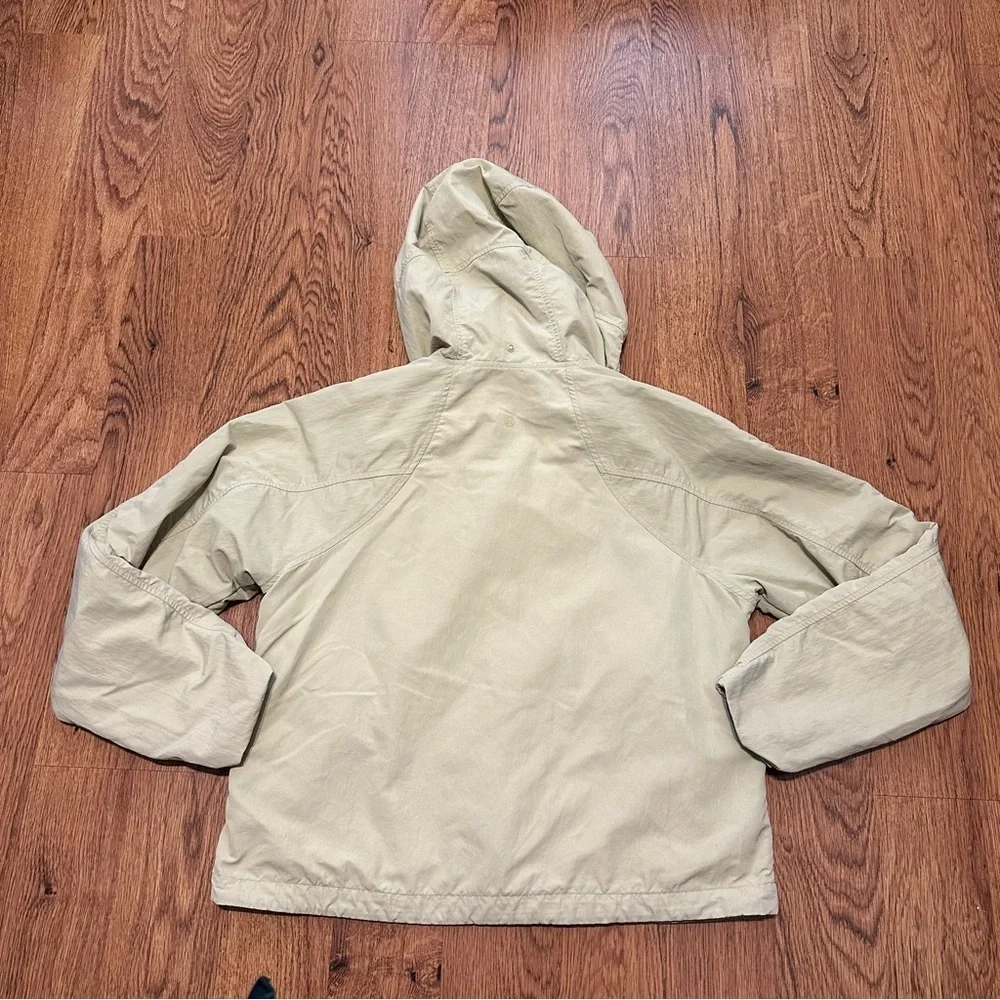 Lululemon Dew Green Always Effortless long Sleeve jacket size 6 windproof